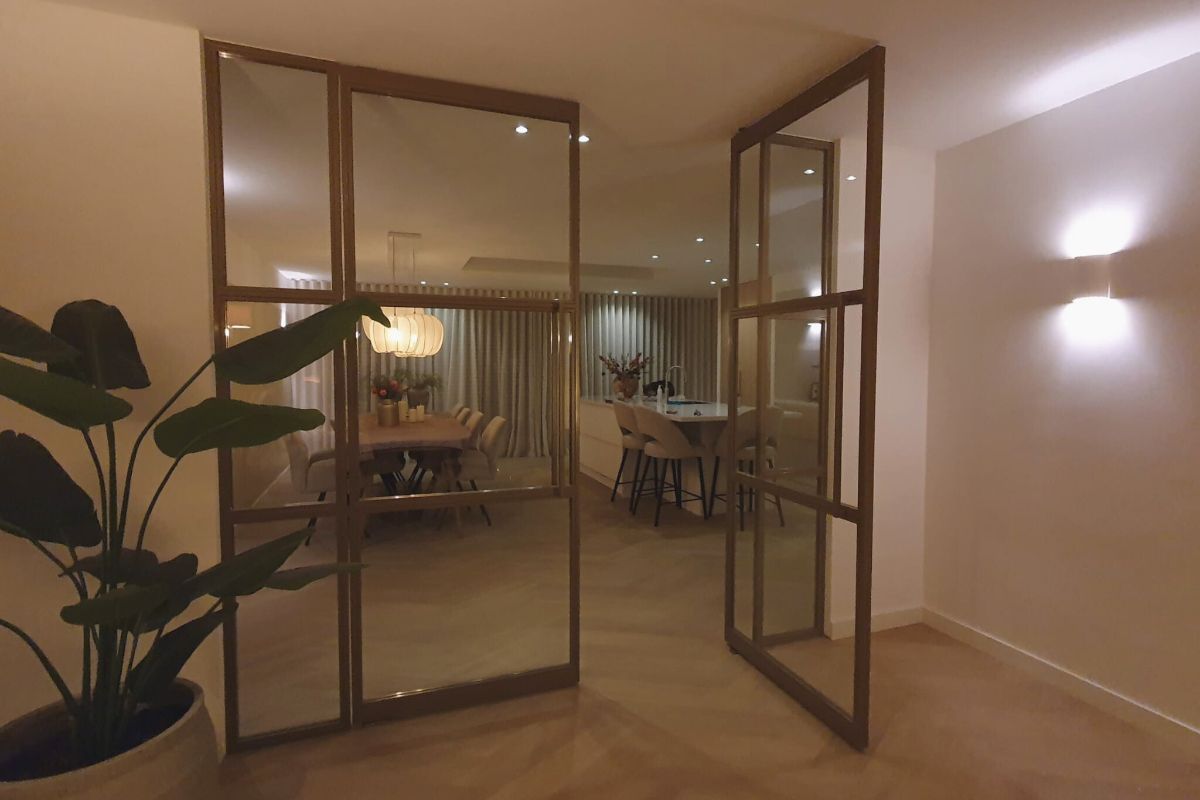 Lekview Techniek - Stalen Roomdividers taatsdeur